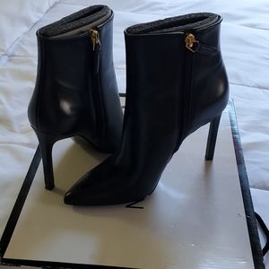 Nine West black booties 5.5 (no box)